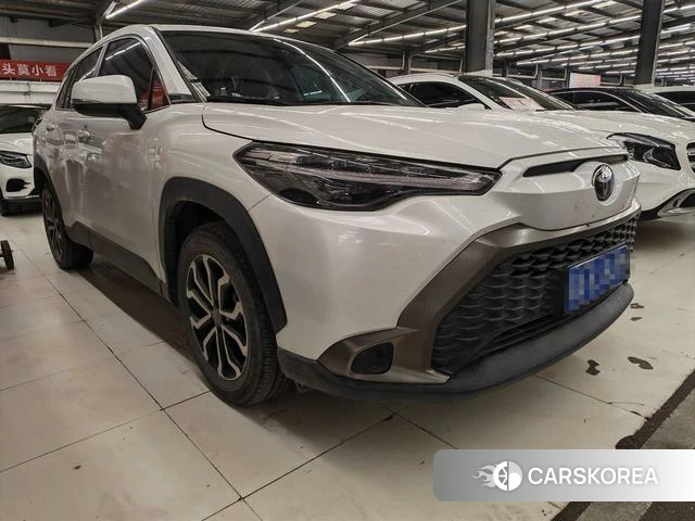 Toyota Frontlander 2023 Белый из Китая, фото 5