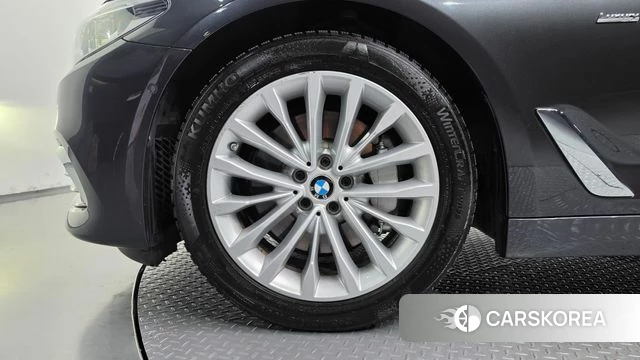 BMW 5 Series (G30) id 4978201 из Кореи 29