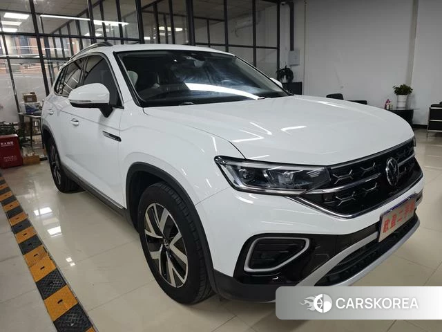 Volkswagen Tayron 2023 Белый из Китая, фото 5