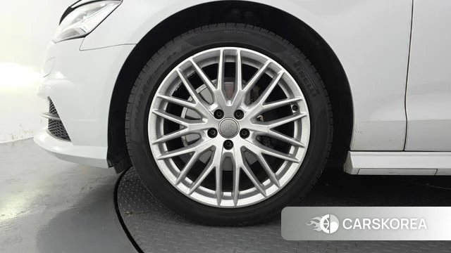 Audi New A6 id 4713360 из Кореи 15