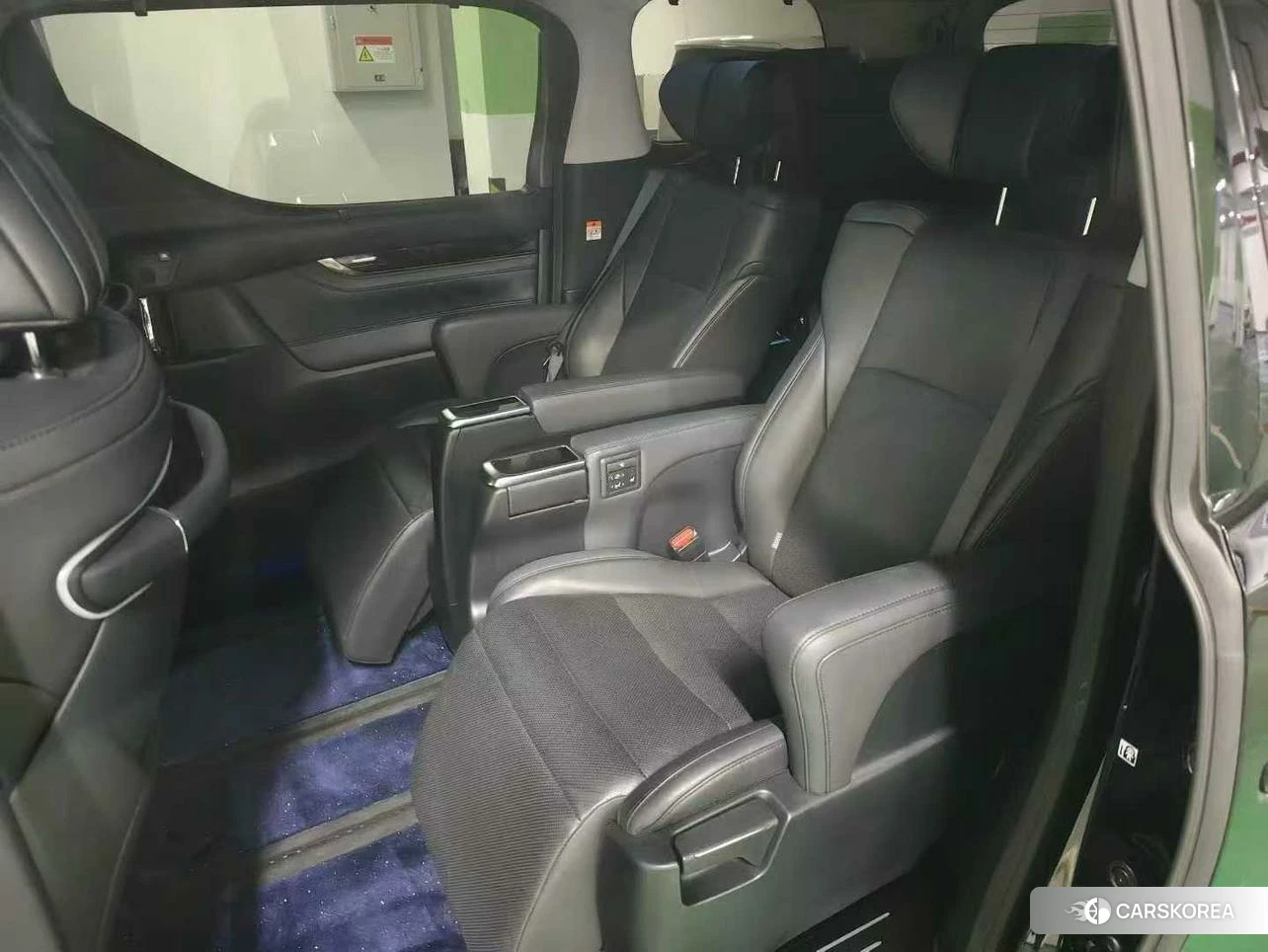 Toyota Vellfire 2021 Белый из Китая, фото 5
