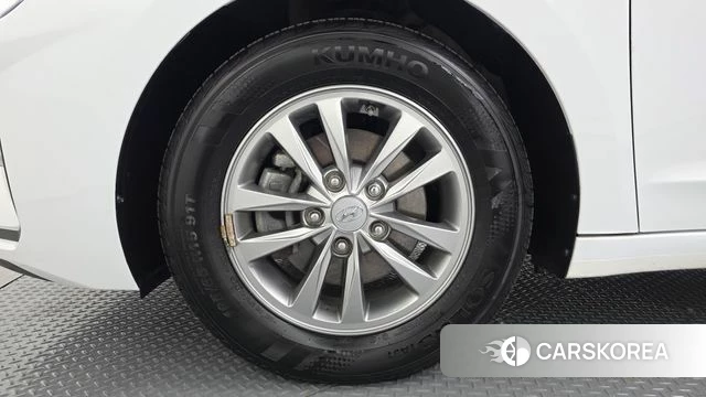 Hyundai The New Avante AD id 4952709 из Кореи 26