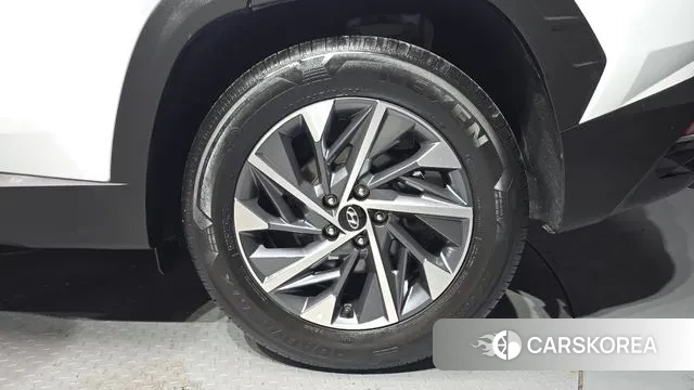 Hyundai Tucson (NX4) id 3550880 из Кореи 15