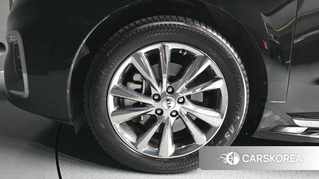 Kia The New Carnival id 5047983 из Кореи 25