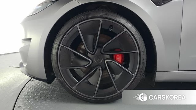 Tesla Model 3 id 4635289 из Кореи 28