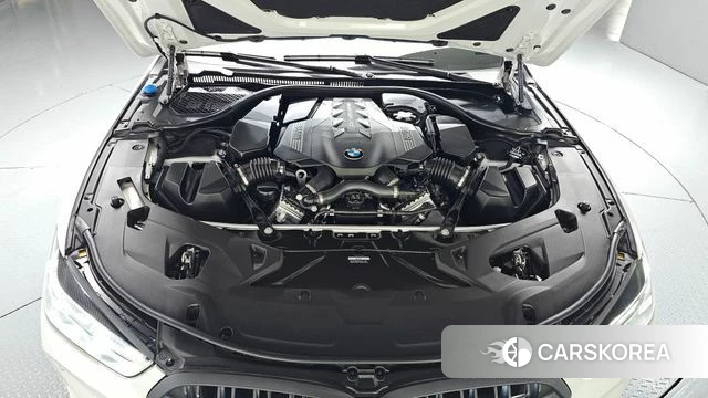 BMW 8 Series (G15) id 4949865 из Кореи 33