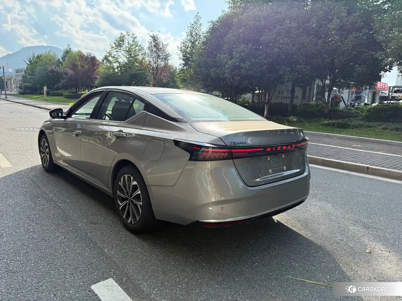 Nissan Altima 2025 Champagne/brown из Китая, фото 5