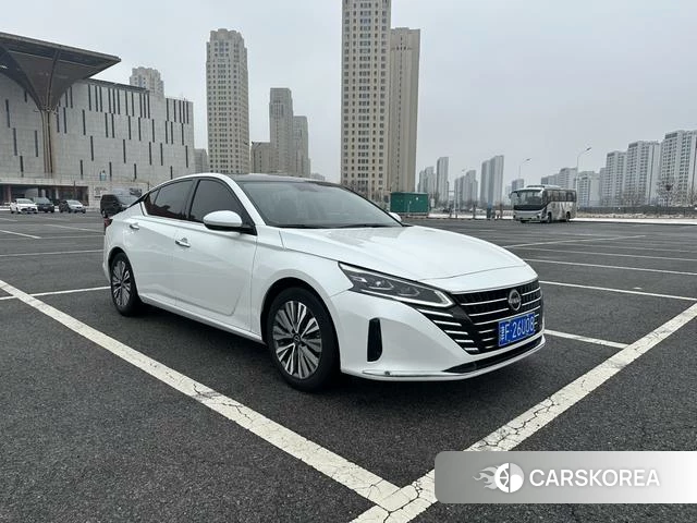 Nissan Altima 2023 Белый из Китая, фото 5