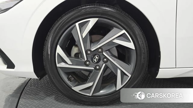 Hyundai The New Avante (CN7) id 4763173 из Кореи 33