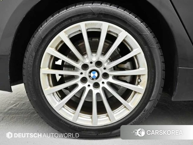 BMW 5 Series (G30) id 4998424 из Кореи 15