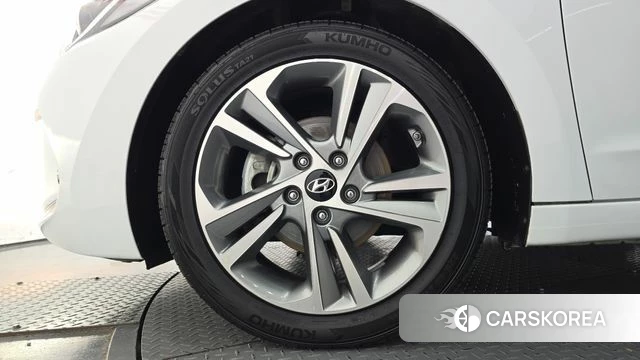 Hyundai Avante AD id 5004684 из Кореи 15