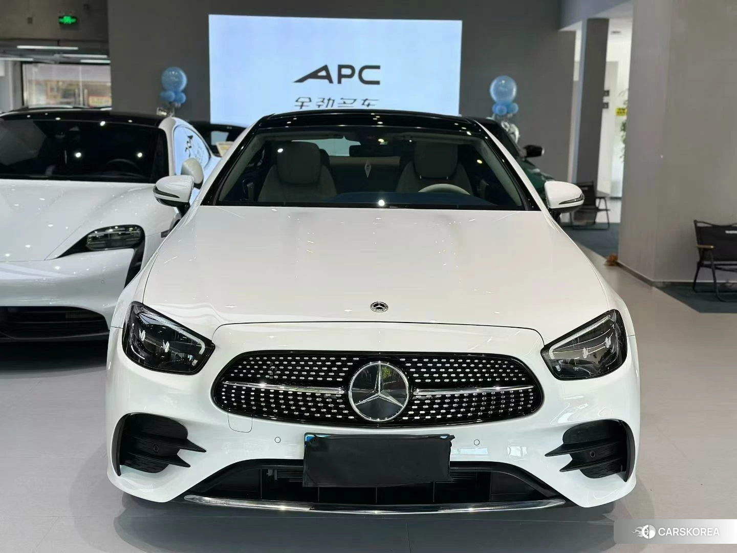 Mercedes-Benz E-Class 2023 Белый из Китая, фото 5