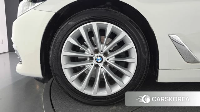 BMW 5 Series (G30) id 5035102 из Кореи 15