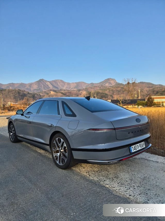 Hyundai Grandeur Hybrid (GN7) id 5011897 из Кореи 8