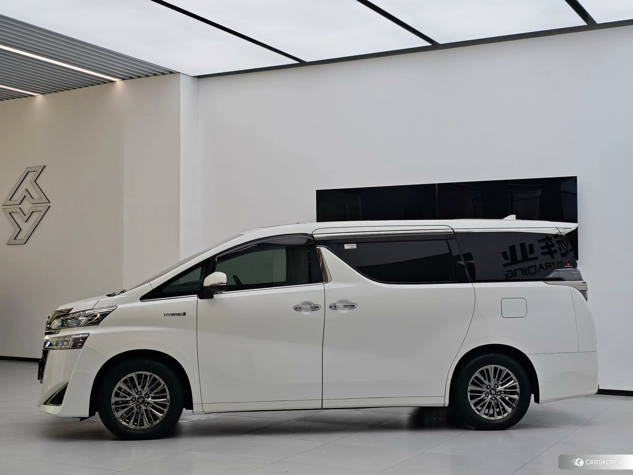 Toyota Vellfire 2021 Белый из Китая, фото 6
