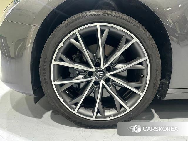 Maserati Ghibli id 4990917 из Кореи 11