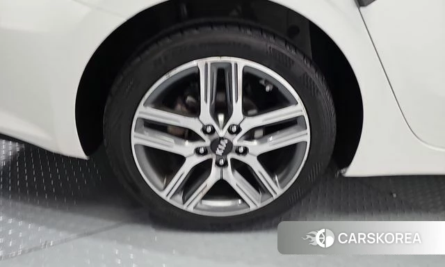 Kia Come New K3 id 4967444 из Кореи 25
