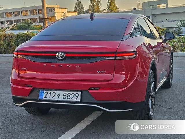 Toyota Crown Crossover id 5015900 из Кореи 15