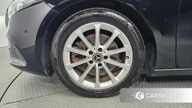 Mercedes-Benz A-Class W177 id 3219793 из Кореи 15