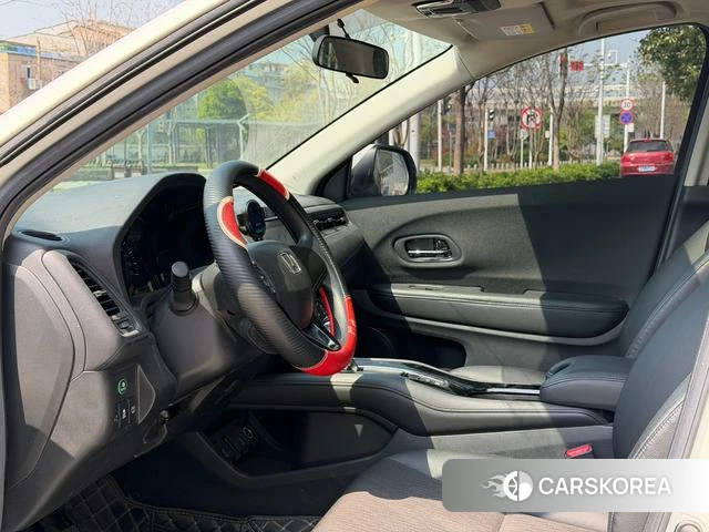 Honda Vezel 2021 Белый из Китая, фото 6