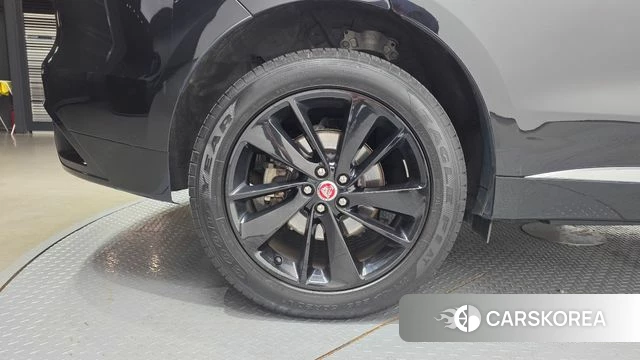 Jaguar F-PACE id 5017208 из Кореи 15