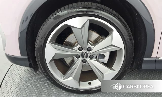 Audi Q4 e-Tron (F4) id 4980140 из Кореи 33