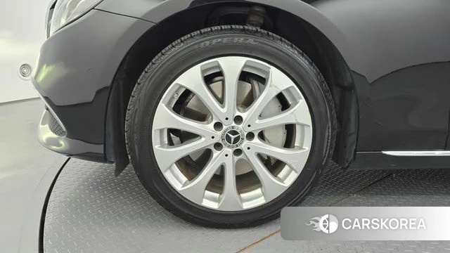 Mercedes-Benz E-Class W213 id 4944108 из Кореи 30