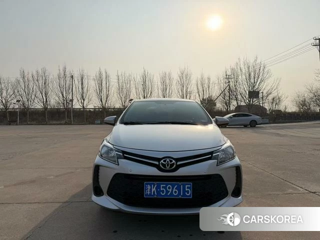 Toyota Vios 2021 Серебристо-серый из Китая, фото 5