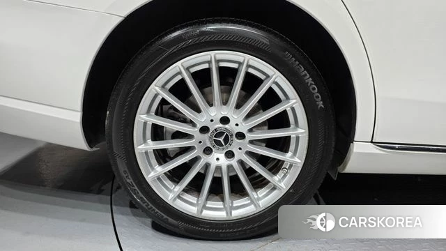 Mercedes-Benz E-Class W213 id 4917741 из Кореи 29