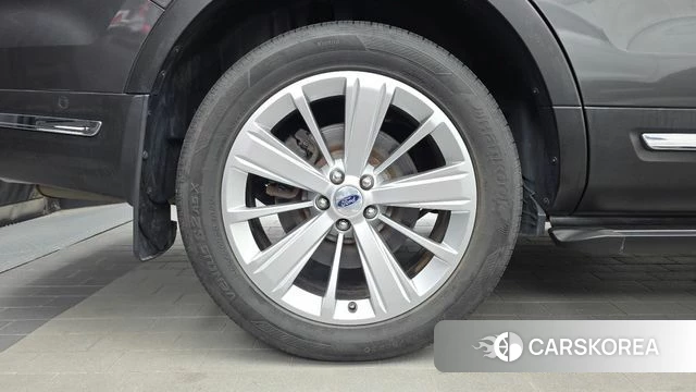 Ford Explorer id 4967530 из Кореи 29