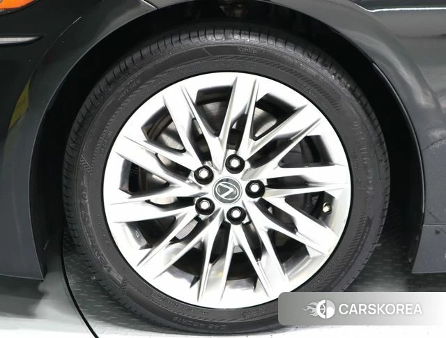 Lexus LS500h 5th generation id 4873375 из Кореи 15