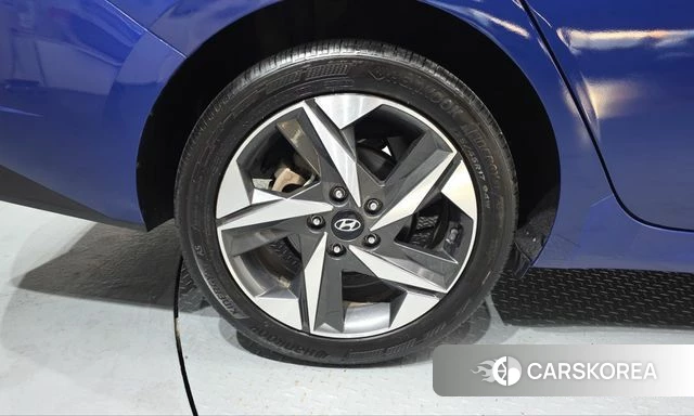 Hyundai Avante (CN7) id 5003763 из Кореи 15
