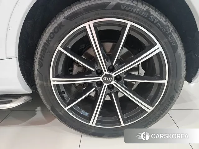 Audi Q7 (4M) id 3028342 из Кореи 12