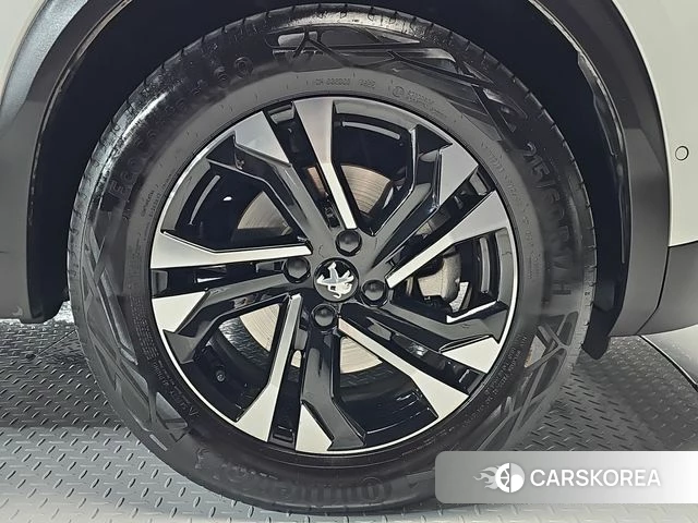 Peugeot e-2008 second generation id 4950688 из Кореи 15