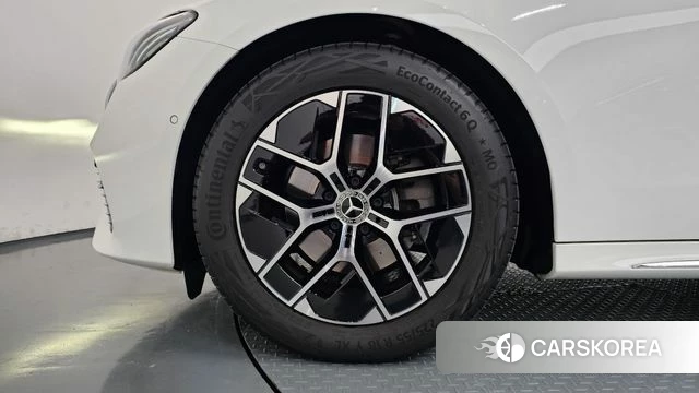 Mercedes-Benz E-Class W214 id 4892572 из Кореи 33