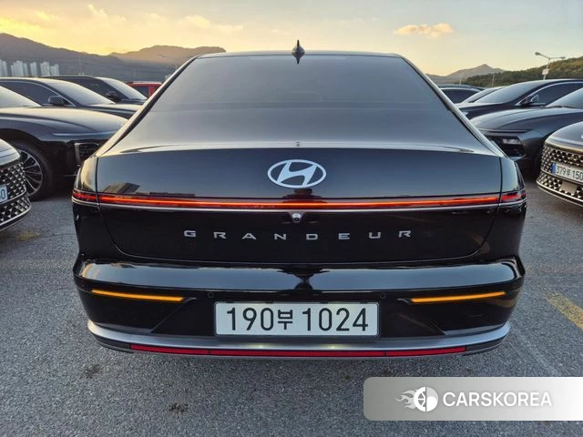 Hyundai Grandeur Hybrid (GN7) id 5016799 из Кореи 15