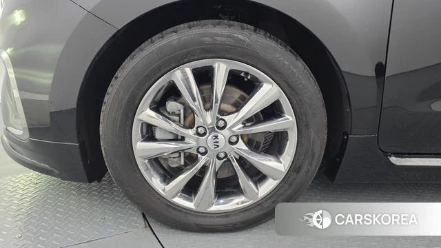 Kia The New Carnival id 4900249 из Кореи 30