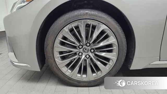Lexus LS500h 5th generation id 3745891 из Кореи 15