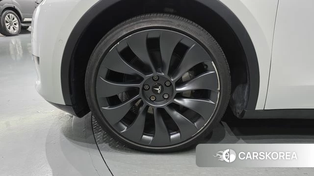 Tesla Model Y id 4745307 из Кореи 15