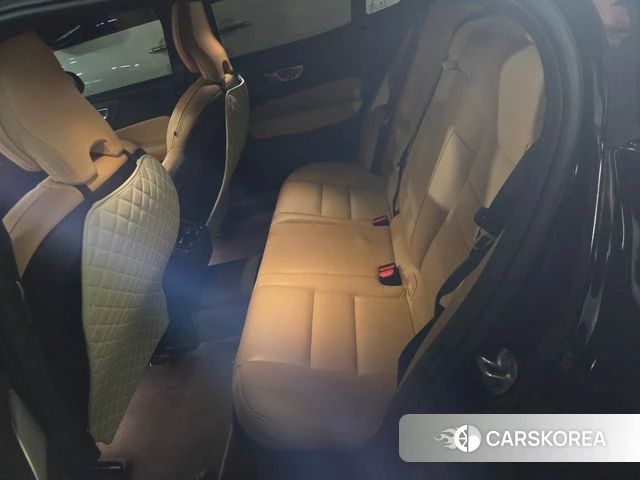Volvo S60 3rd generation 2024 Черный из Кореи, фото 5