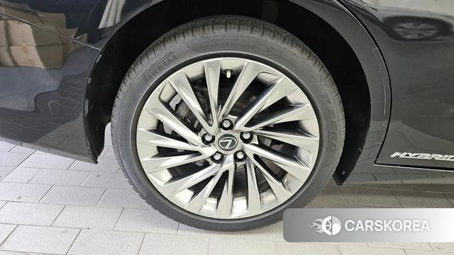 Lexus ES300h 7th generation id 4977219 из Кореи 15