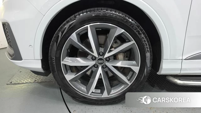 Audi Q7 (4M) id 4905703 из Кореи 31