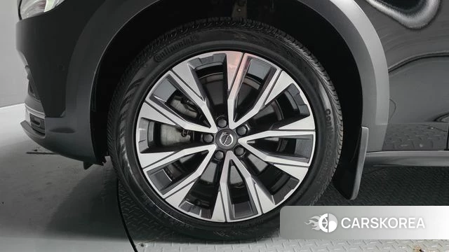 Volvo V90 Cross-Country id 4990903 из Кореи 32