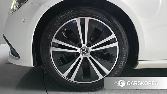 Mercedes-Benz E-Class W213 id 5003364 из Кореи 28