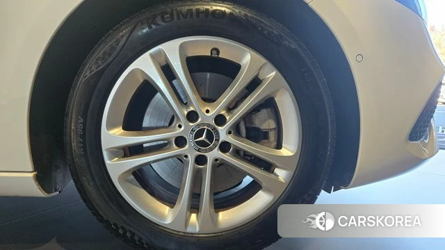 Mercedes-Benz A-Class W177 id 5045887 из Кореи 13