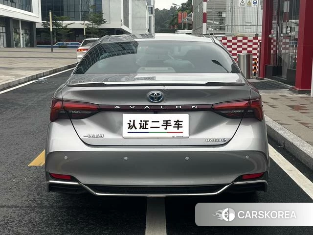 Toyota Avalon 2021 Серебристо-серый из Китая, фото 5