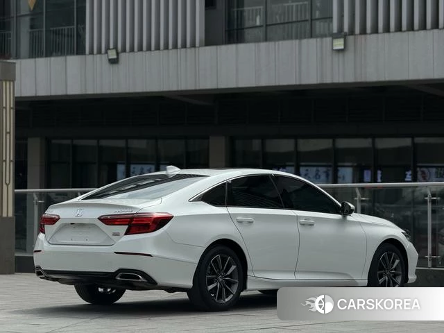 Honda Inspire 2023 Белый из Китая, фото 5