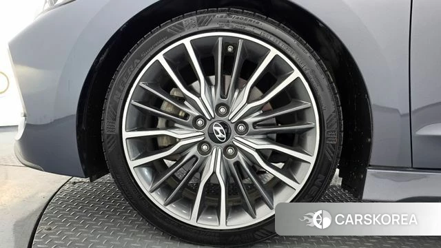 Hyundai Avante AD id 4765562 из Кореи 27