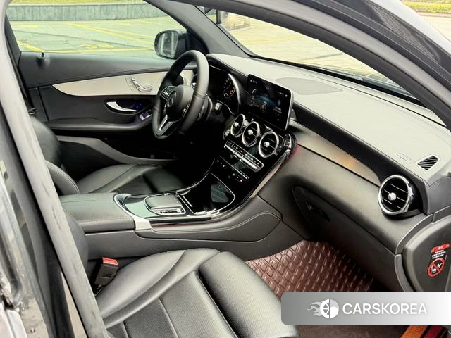 Mercedes-Benz GLC 2020 Темно-серый из Китая, фото 6