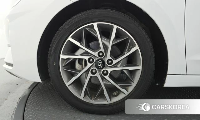 Hyundai The New Avante AD id 5048303 из Кореи 25